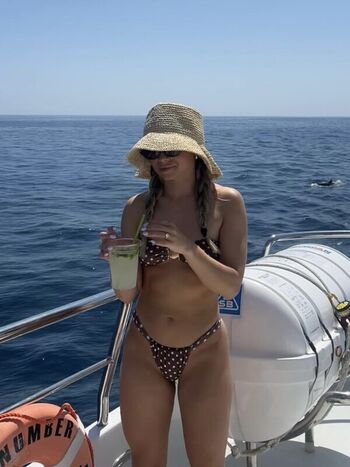 Full leaked Sydney soloski private photo