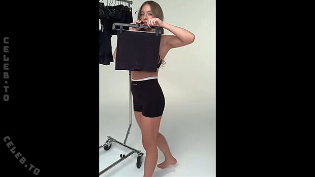 Full leaked Sydney sweeney  page private onlyfans photo