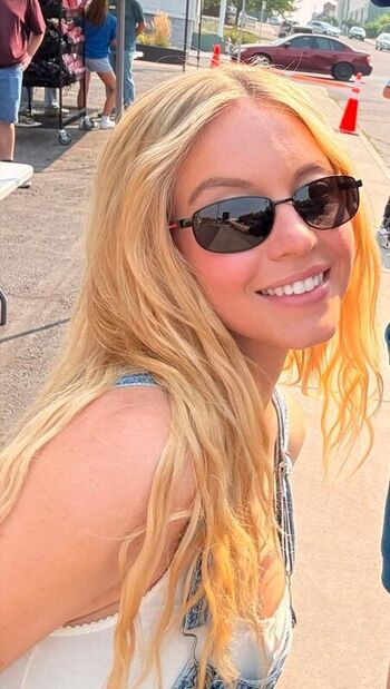 Full leaked Sydney sweeney  page private photo