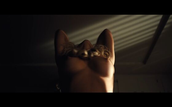 Full leaked Sydney sweeney page private photo