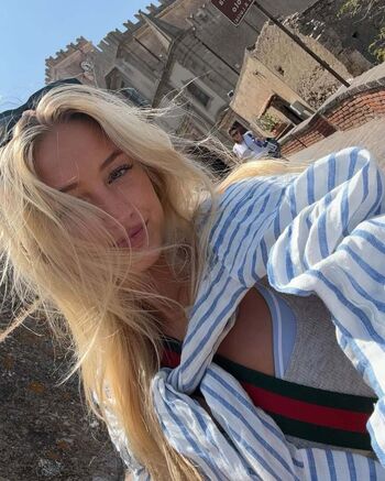 Full leaked Sydney thomas page private onlyfans photo