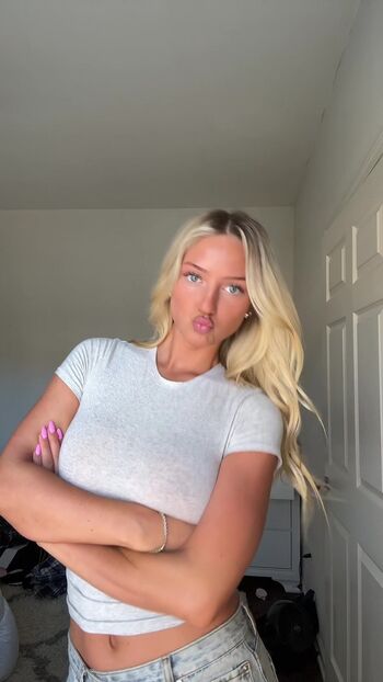 Full leaked Sydney thomas private photo