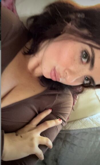 Full leaked Sydneybee private photo