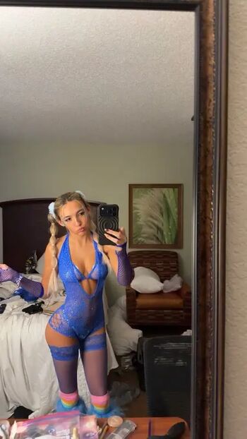 Full leaked Sydneygoldsmithh private photo