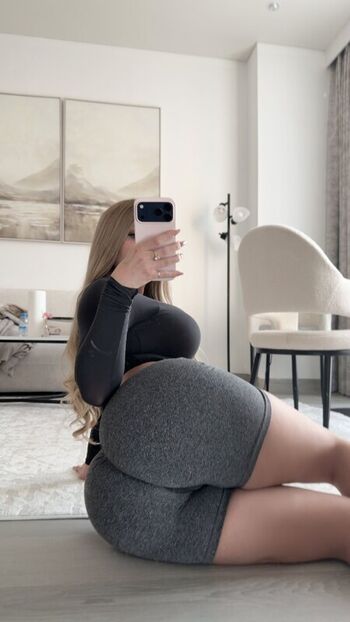 Sylvia Yasmina
