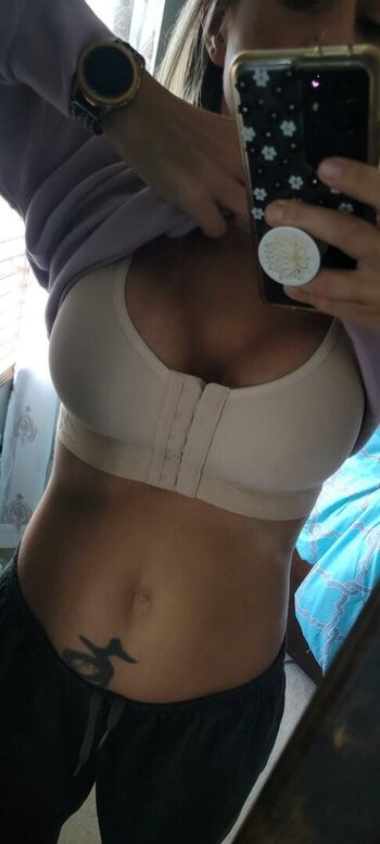 Full leaked Sylvie baby private photo