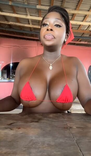 Full leaked Symbaserothick private onlyfans photo