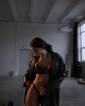 Full leaked Syndii private onlyfans photo