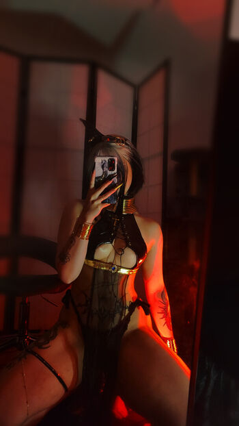 Full leaked Syndrapics private onlyfans photo