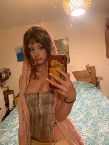 Full leaked Syvaella private onlyfans photo