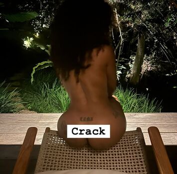 Full leaked Sza private photo