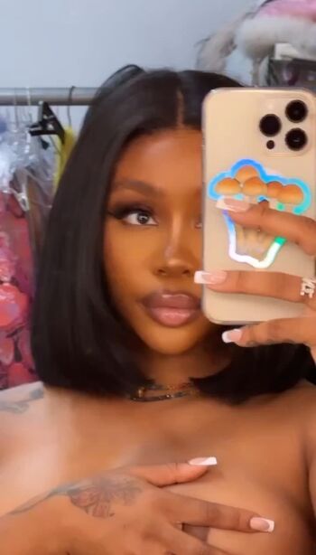 Full leaked Sza private photo
