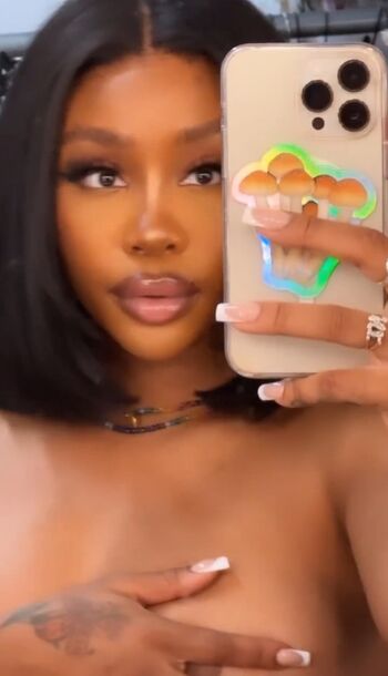 Full leaked Sza private photo