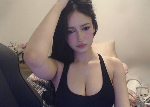 Full leaked T winter private photo
