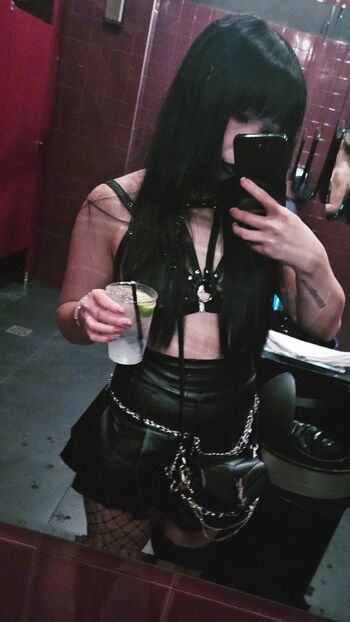 Full leaked T tht private onlyfans photo