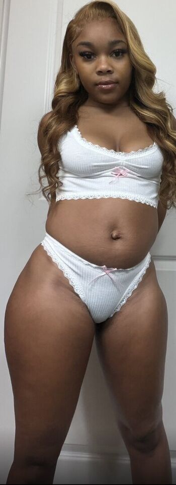 Full leaked Taeecuteasss private photo
