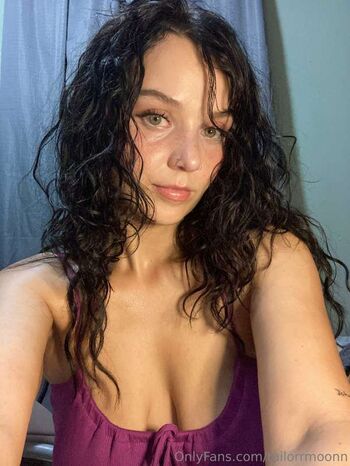 Full leaked Tailorrmoonn private onlyfans photo