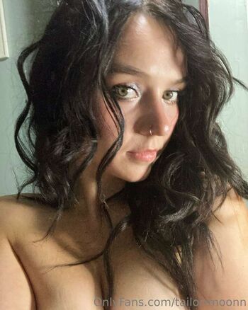 Full leaked Tailorrmoonn private onlyfans photo