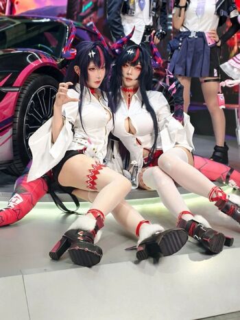 Full leaked Takomayuyi page private photo