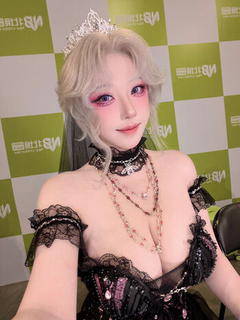 Full leaked Takomayuyi private photo