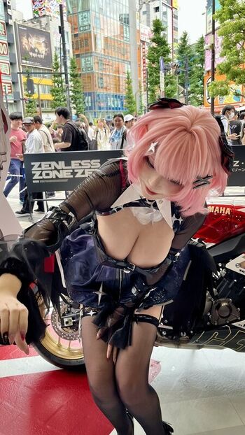 Full leaked Takomayuyi page private photo