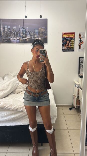 Full leaked Tal tamam private onlyfans photo