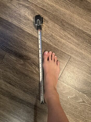 Full leaked Tallfitfeet private photo