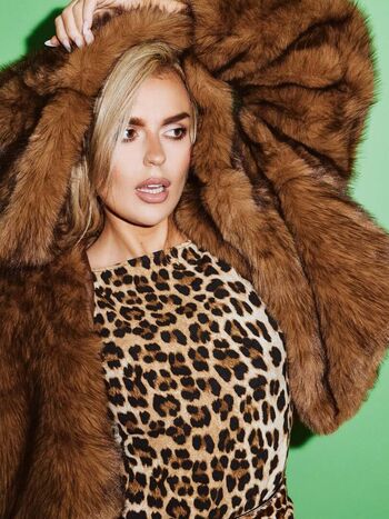 Tallia Storm