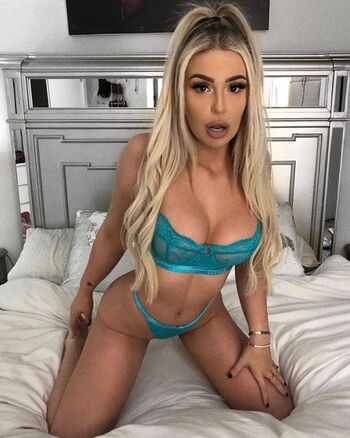 Full leaked Tanamongeau private photo