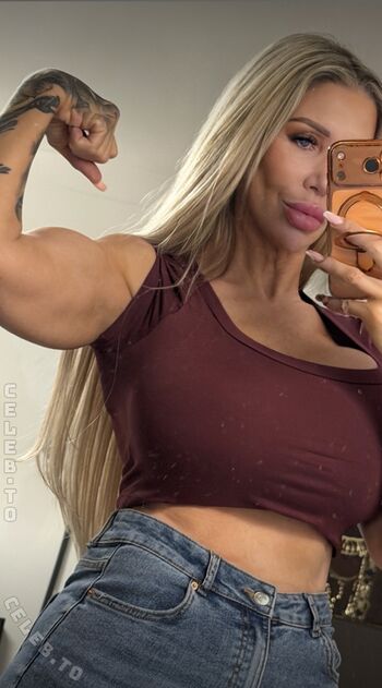 Full leaked Tania amazon private photo