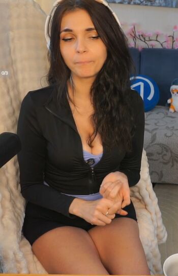 Full leaked Tania derveaux page private onlyfans photo