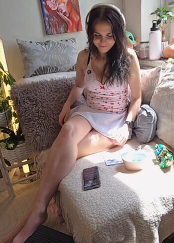 Full leaked Tania derveaux private photo