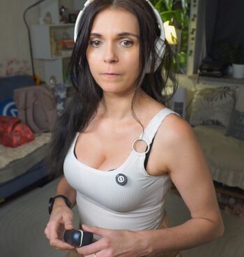 Full leaked Tania derveaux private photo
