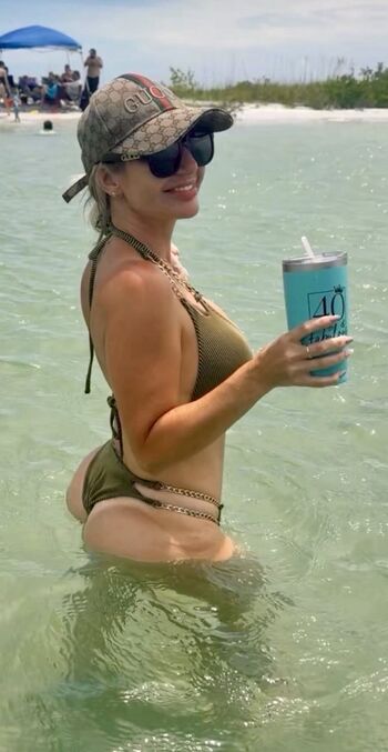 Full leaked Tanya truss private photo
