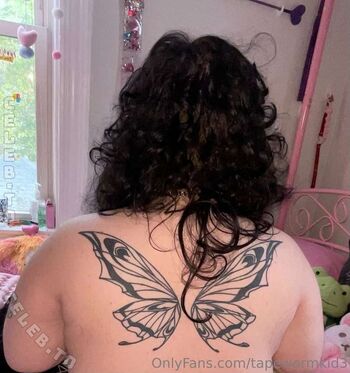 Full leaked Tapewormkid private onlyfans photo