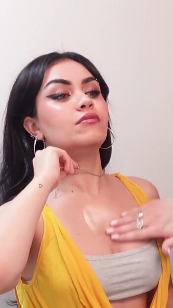 Full leaked Tara yummy private onlyfans photo