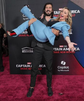 Full leaked Tarastrong private photo
