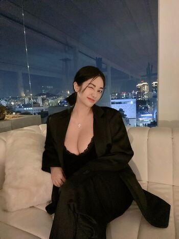 Full leaked Tashayung page private onlyfans photo