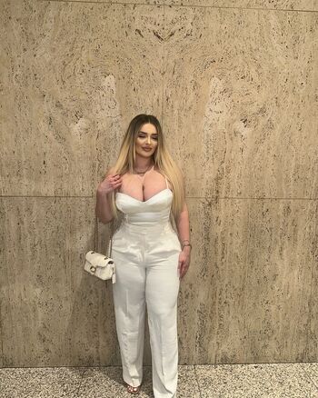 Full leaked Tashkbee private photo