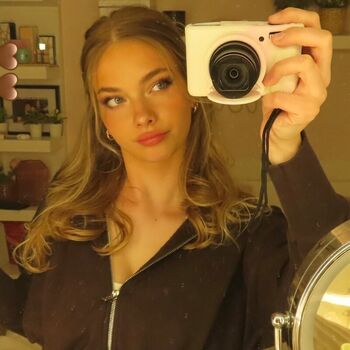 Full leaked Tashleevers private photo