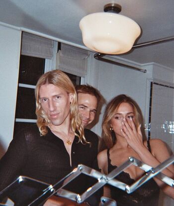 Full leaked Tate mcrae page private onlyfans photo