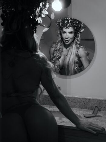 Full leaked Tatiane minerato page private onlyfans photo