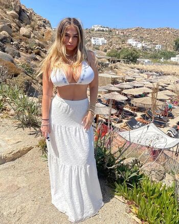 Full leaked Tatiezelman private onlyfans photo