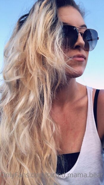 Full leaked Tatted mama bear private photo