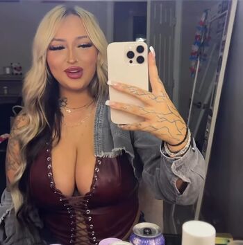 Full leaked Tattedbblonde private onlyfans photo