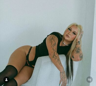 Full leaked Tattedbblonde private photo