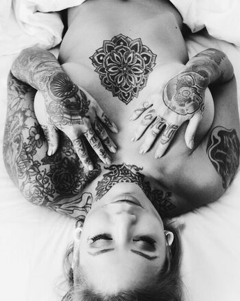 Full leaked Tattoo artists page private photo