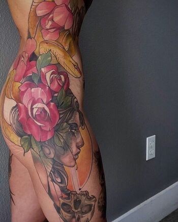 Full leaked Tattoo artists private photo