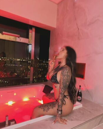 Full leaked Tattoogirlalia private onlyfans photo