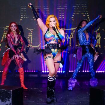 Taya Valkyrie